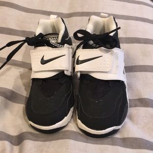 Boys Brand New High Top Nike’s